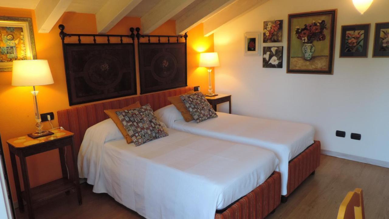 La Collina Since 2008 No Smoking B&B Βαρέζε Εξωτερικό φωτογραφία