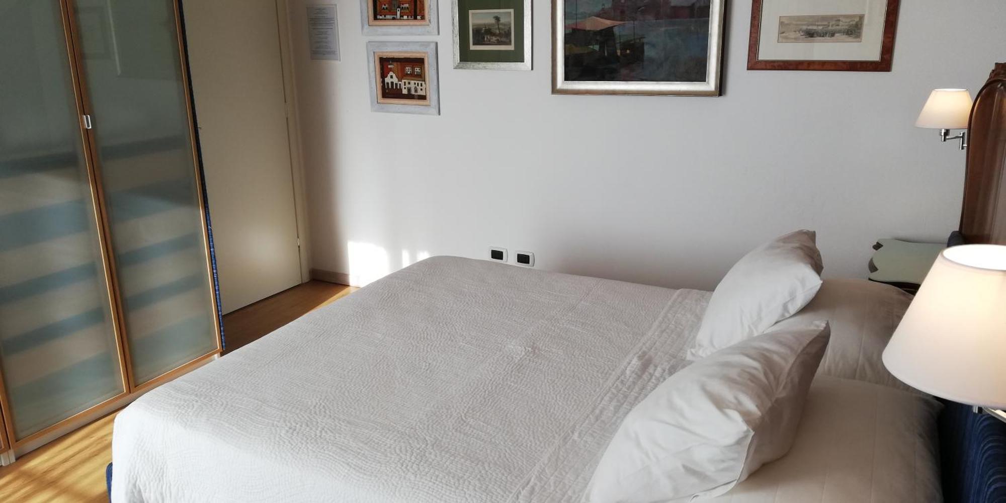 La Collina Since 2008 No Smoking B&B Βαρέζε Εξωτερικό φωτογραφία