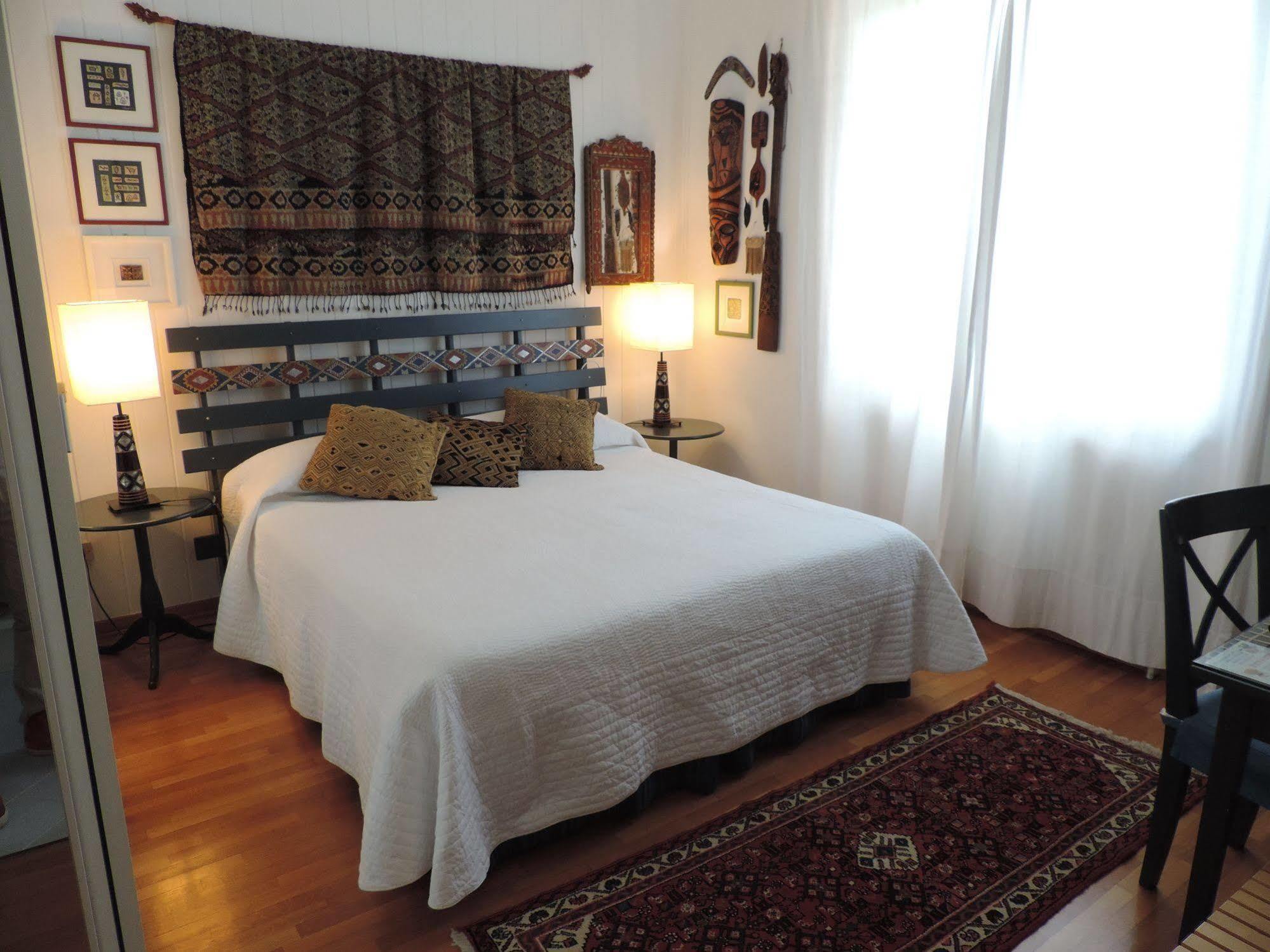 La Collina Since 2008 No Smoking B&B Βαρέζε Εξωτερικό φωτογραφία